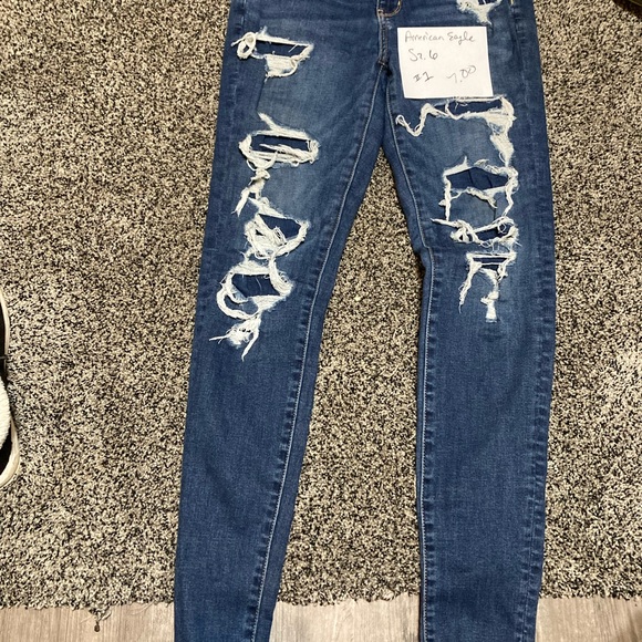 American Eagle size 6 great condition - Picture 2 of 2
